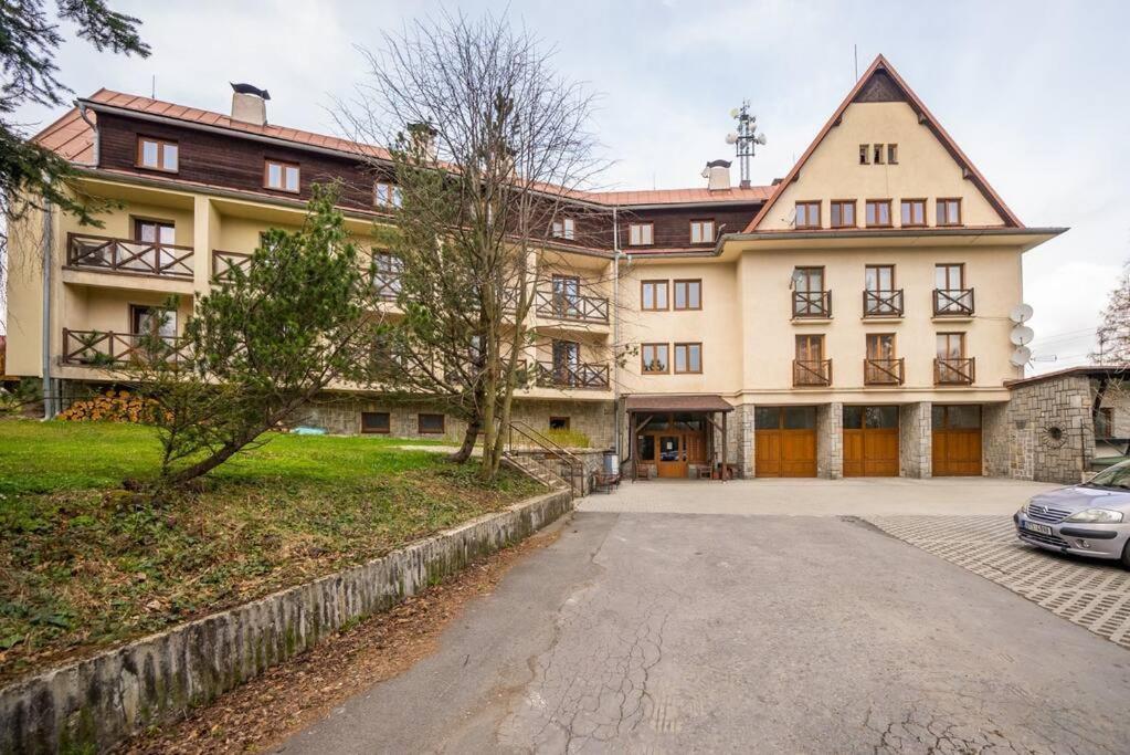 Apartamento Prostorny Apartman Pro 4 Osoby V Beskydech Kunčice pod Ondřejníkem Exterior foto